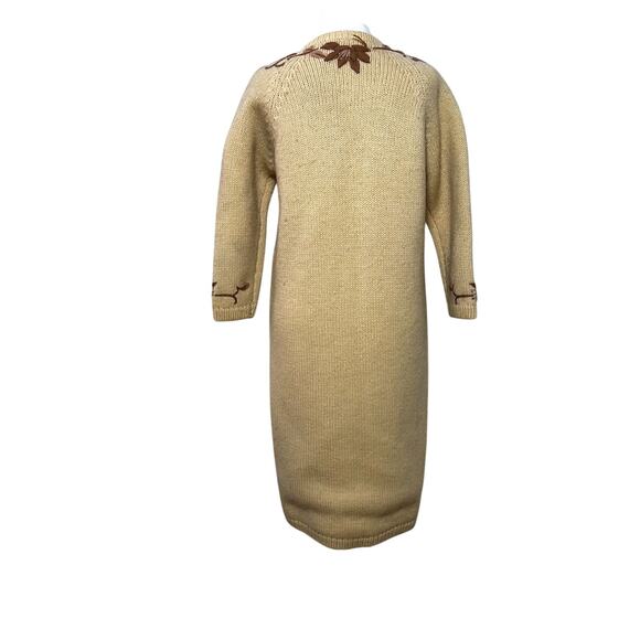 SOLD SOLD 1960s Wool Embroidered Long Cardigan Sweater Granny Boho Cottage SM - Picture 5 of 15